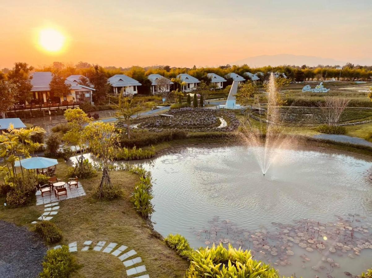 Chapulin Natural Resort Chiang Mai Exteriör bild